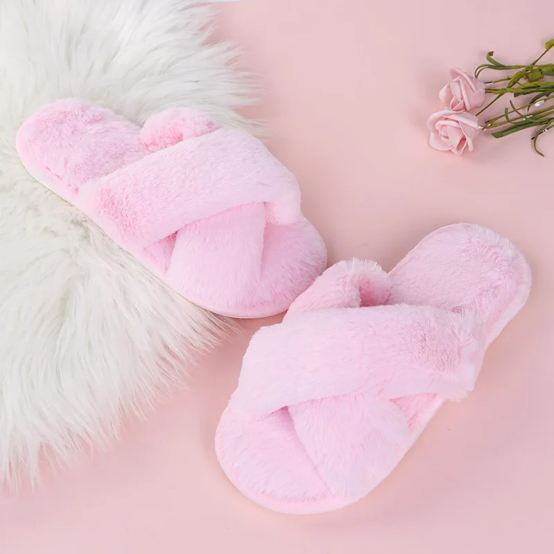 2022 European and American new women's casual ok comfortable home plush slippers 3184
2022 European and American new women's casual ok comfortable home plush slippers 3184