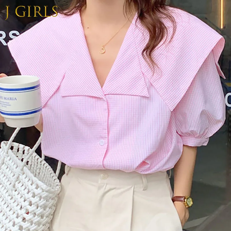 J GIRLS Elegant Fashion Women Blouse 2022 Summer New Korean Style Navy Collar Single Breasted Bubble Sleeve Plaid Top Shirt
J GIRLS Elegant Fashion Women Blouse 2022 Summer New Korean Style Navy Collar Single Breasted Bubble Sleeve Plaid Top Shirt