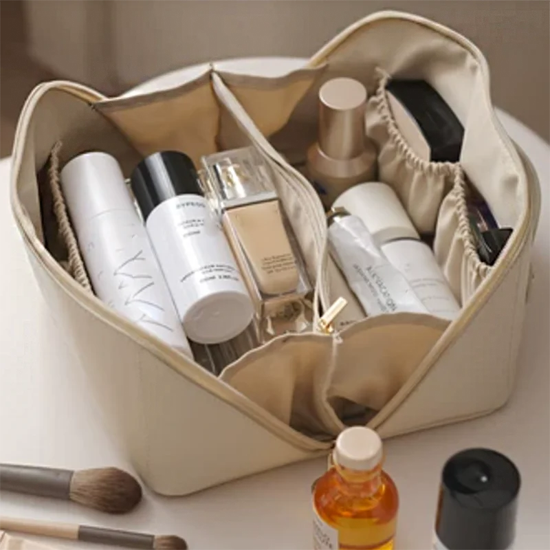 Portable Makeup Bag Large Capacity PU Leather Travel Bags Foundation Lotion Brushes Jewelry Box Women belongs Storage Handbag
Portable Makeup Bag Large Capacity PU Leather Travel Bags Foundation Lotion Brushes Jewelry Box Women belongs Storage Handbag
