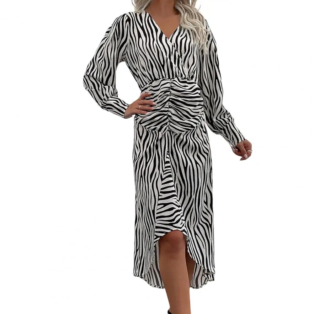 Autumn Dress Back Hollow Midi Dress Irregular Striped Print Slim Elegant Midi Dress
Autumn Dress Back Hollow Midi Dress Irregular Striped Print Slim Elegant Midi Dress