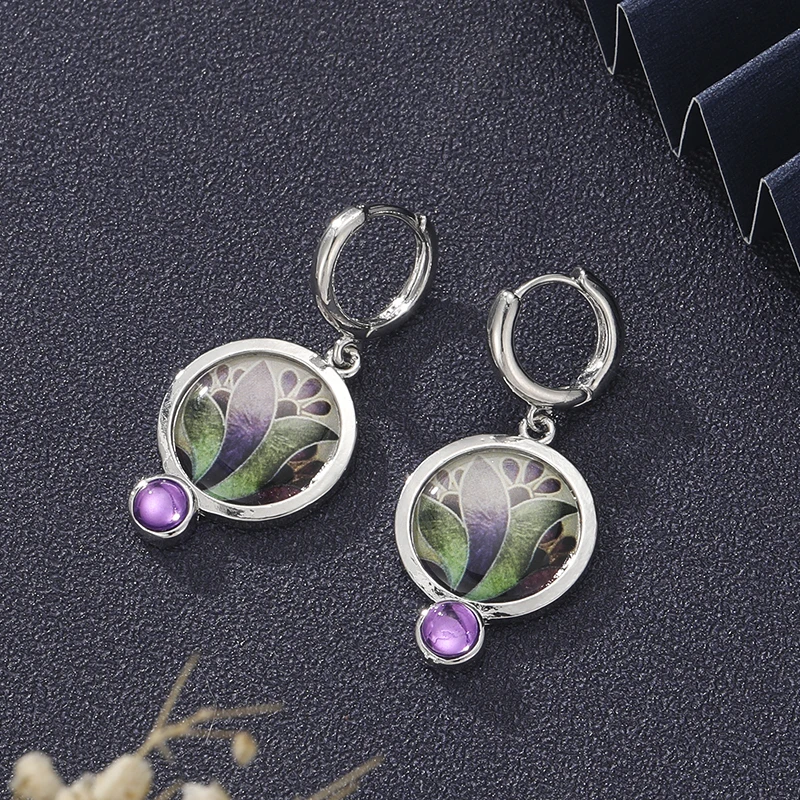 Enamel Colorful Elegant All-match Floral Cube Round Earrings Inlaid with Purple Zircon Personality Designer Jewelry for Women
Enamel Colorful Elegant All-match Floral Cube Round Earrings Inlaid with Purple Zircon Personality Designer Jewelry for Women