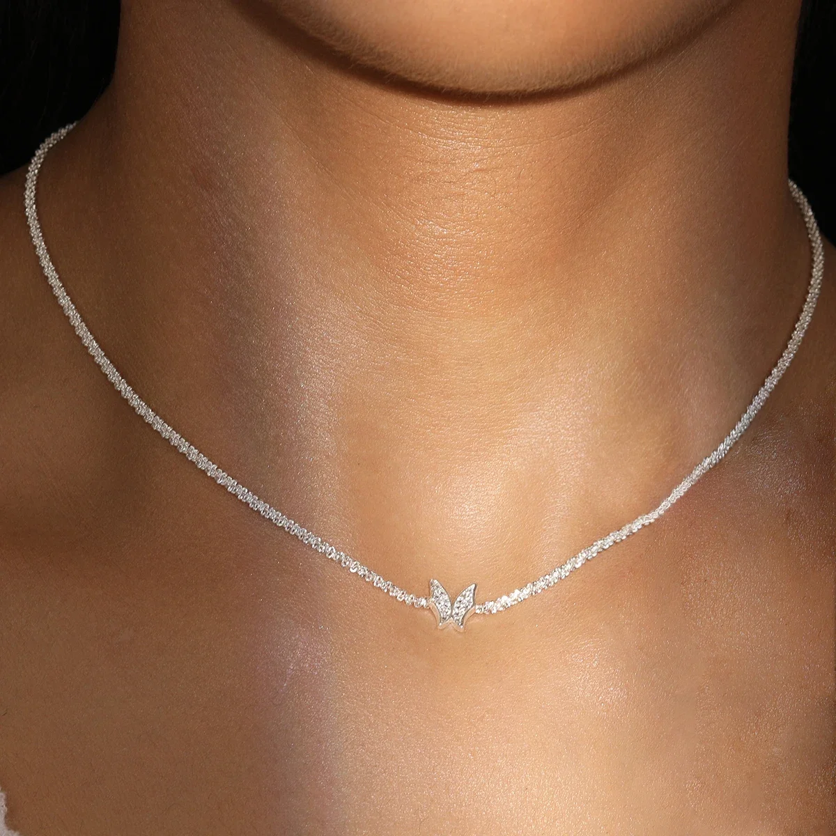 Silver Color Y2K Butterfly Pendant Necklace for Women Girls Fashion Metal Adjustable Necklaces 2023 New Trend Jewelry Gift
Silver Color Y2K Butterfly Pendant Necklace for Women Girls Fashion Metal Adjustable Necklaces 2023 New Trend Jewelry Gift