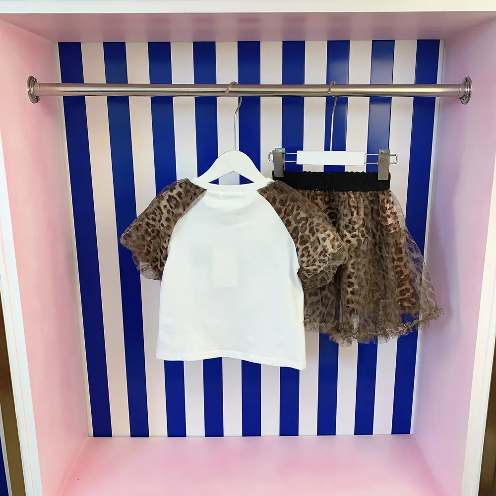 Luxury Kids Clothes Girls Boutique Outfits Summer Cute Puff Sleeves T-shirt Mesh Skirt 2 Piece Set Girl Children's Clothing
Luxury Kids Clothes Girls Boutique Outfits Summer Cute Puff Sleeves T-shirt Mesh Skirt 2 Piece Set Girl Children's Clothing