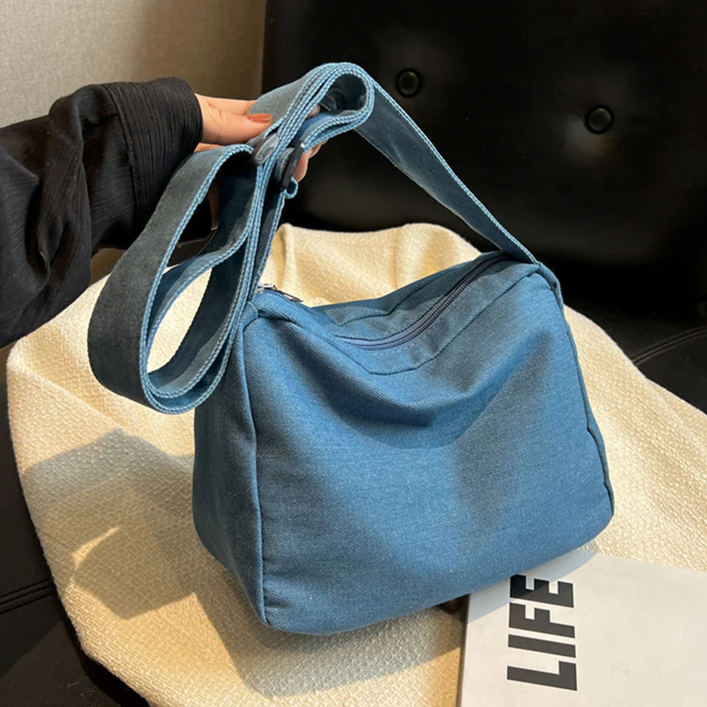 Denim High-quality Women Shoulder Bags Fashion Messenger Bags 2023 New Casual Solid Color Bags Large Capacity Vintage Bags
Denim High-quality Women Shoulder Bags Fashion Messenger Bags 2023 New Casual Solid Color Bags Large Capacity Vintage Bags