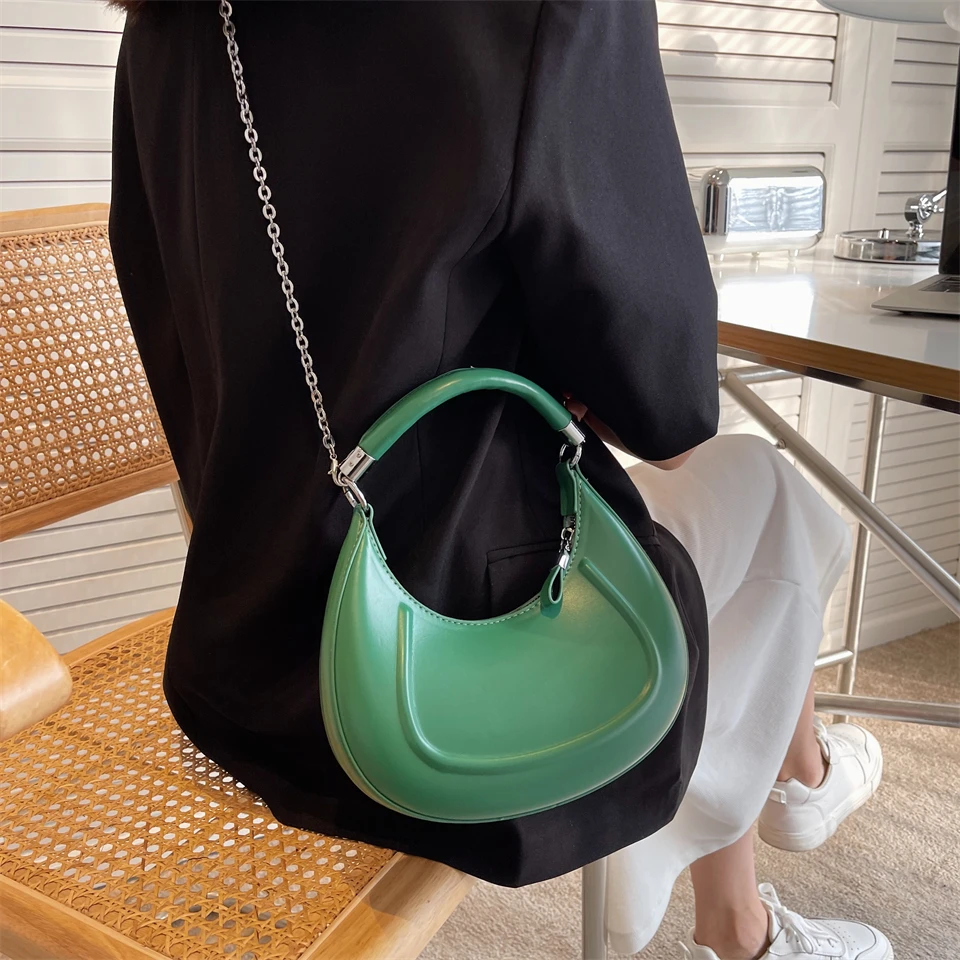 Single shoulder bag Casual high-quality leather messenger bag Delicate and beautiful women's bag 2023 Latest fashion handbag
Single shoulder bag Casual high-quality leather messenger bag Delicate and beautiful women's bag 2023 Latest fashion handbag