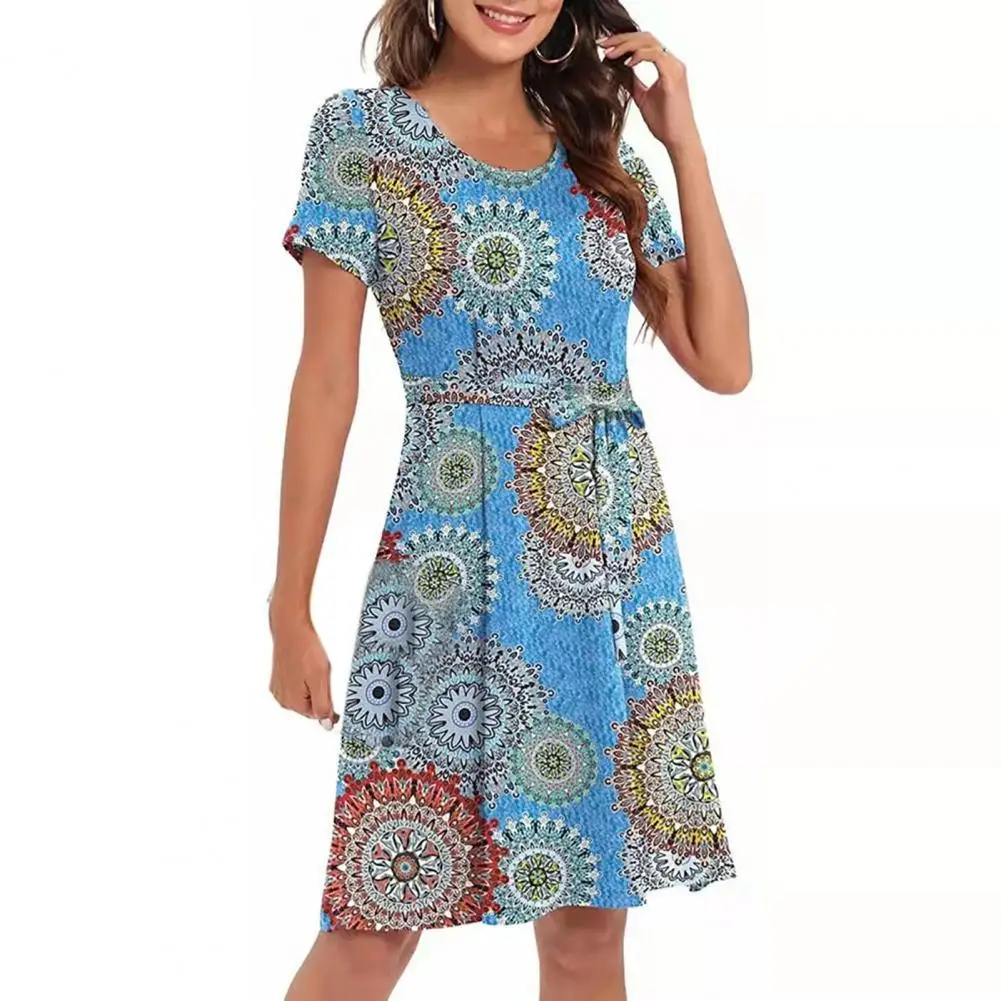 Мини-платье с круглым вырезом, модное Повседневное платье в стиле футболки, летнее платье, женское элегантное платье с цветочным принтом 
Мини-платье с круглым вырезом, модное Повседневное платье в стиле футболки, летнее платье, женское элегантное платье с цветочным принтом