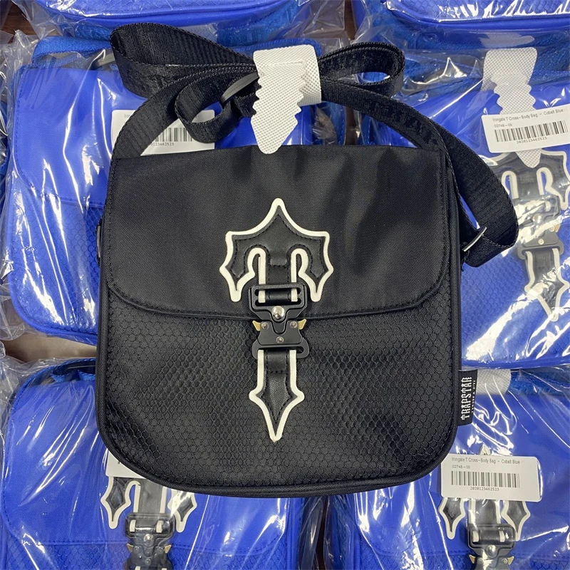 Trapstar Bag Luxury Brand Designer Handbag Fashion Single Shoulder Men and Women Couple T Letter Trend Wallet Top Quality
Trapstar Bag Luxury Brand Designer Handbag Fashion Single Shoulder Men and Women Couple T Letter Trend Wallet Top Quality