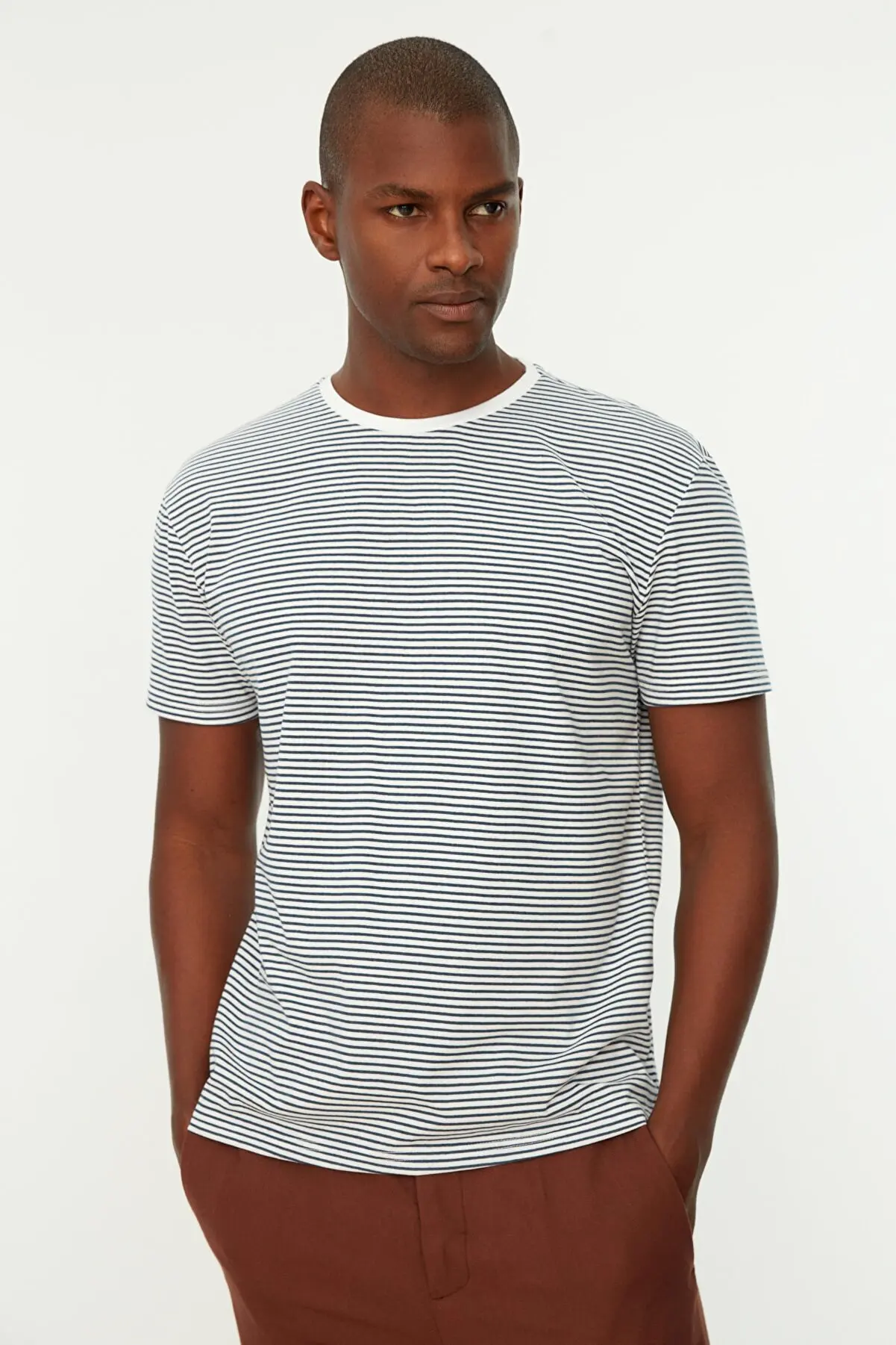 Indigo Men's Regular Fit Short Sleeve Tshirt 1033 T-Shirts For Men Summer Fashion
Indigo Men's Regular Fit Short Sleeve Tshirt 1033 T-Shirts For Men Summer Fashion