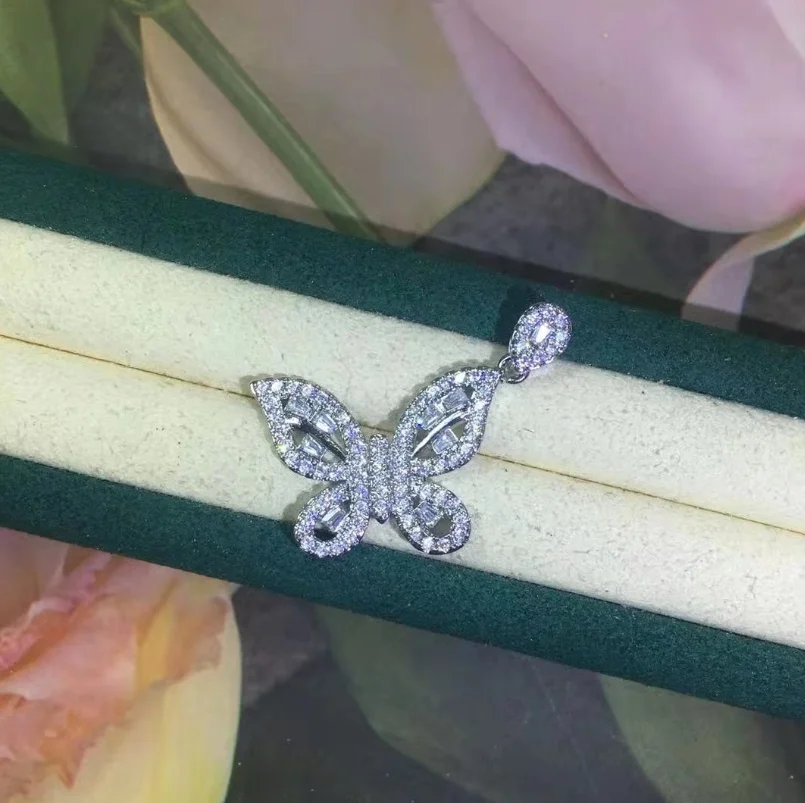 ANGLANG Brilliant Butterfly Pendant Necklace Bridal Wedding Shiny CZ Stone Romantic Gift Chain Necklace for Women Fine Jewelry
ANGLANG Brilliant Butterfly Pendant Necklace Bridal Wedding Shiny CZ Stone Romantic Gift Chain Necklace for Women Fine Jewelry