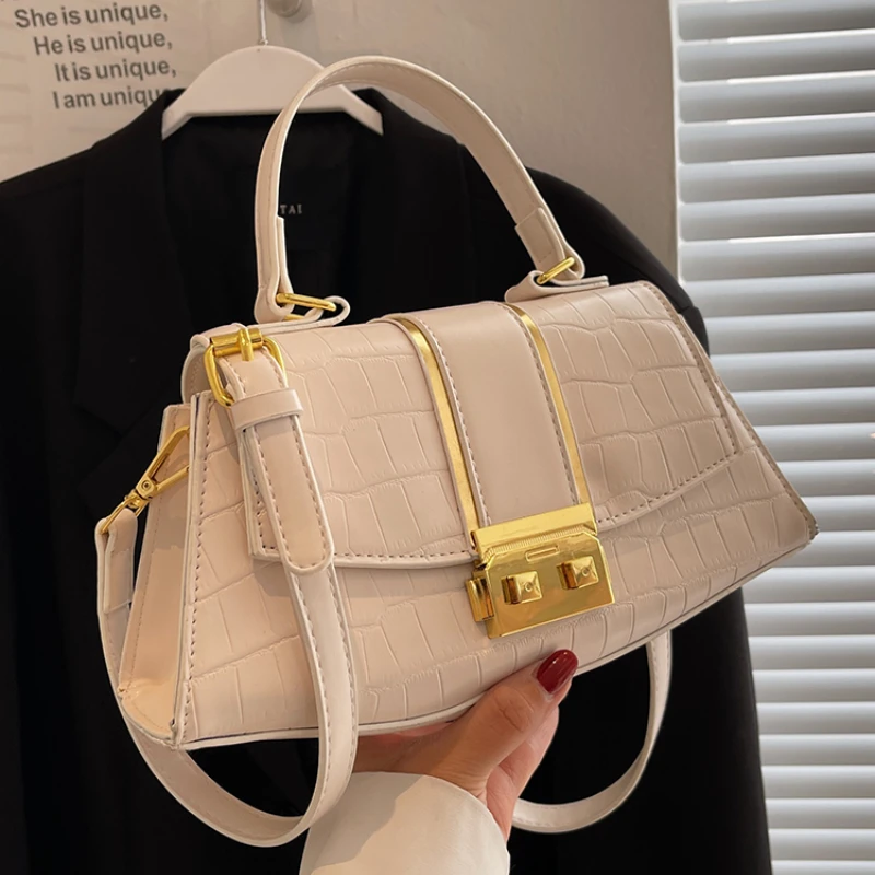 High Quality Brand Designed Women Handbag 2023 Chain Strap Flap Casual Messeger Square Crossbody Bag Shoulder Bag Shoulder Bag
High Quality Brand Designed Women Handbag 2023 Chain Strap Flap Casual Messeger Square Crossbody Bag Shoulder Bag Shoulder Bag
