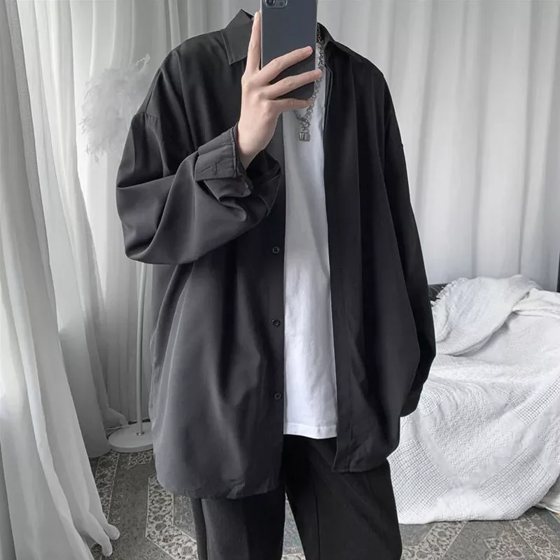 New2022 drape ice silk shirt men's long-sleeved sunscreen jacket loose large size Korean trendy handsome unisex elegant blou
New2022 drape ice silk shirt men's long-sleeved sunscreen jacket loose large size Korean trendy handsome unisex elegant blou