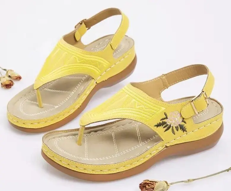 Сандалии женские с цветочным принтом, пляжная обувь, ремешок с пряжкой, шлепанцы, муфта
Сандалии женские с цветочным принтом, пляжная обувь, ремешок с пряжкой, шлепанцы, муфта