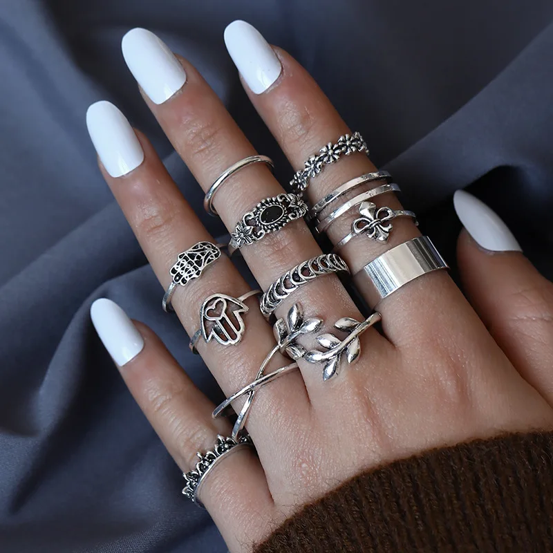 Dark Gothic Fidget Rings for Women Floral Hollow Shape Silver Stainless Steel Jewelry Set Vintage Accessories 2022 New Trends
Dark Gothic Fidget Rings for Women Floral Hollow Shape Silver Stainless Steel Jewelry Set Vintage Accessories 2022 New Trends