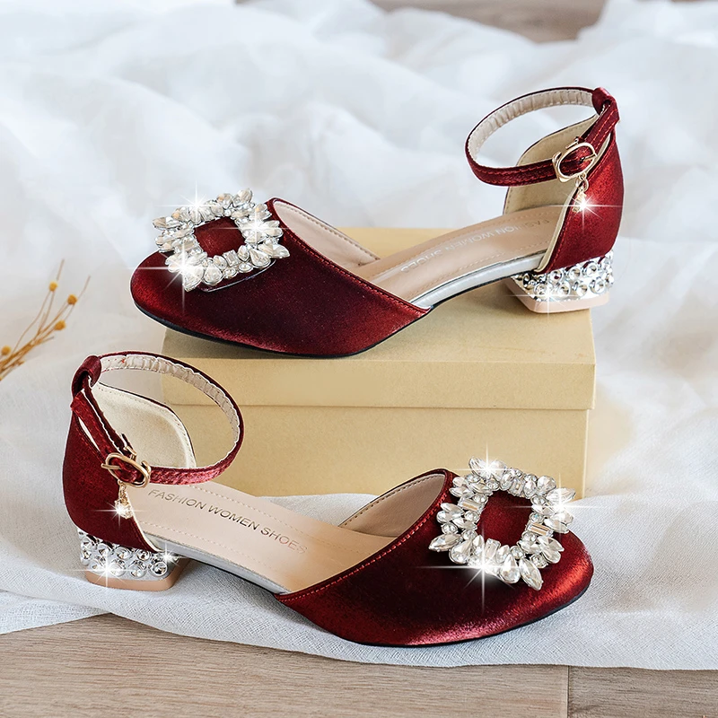 Crystal Square Buckle Sandals Women Cover Heels Summer Shoes Woman Cut Out Thick Heels Square Toe Sandalias Women Sandals Bling
Crystal Square Buckle Sandals Women Cover Heels Summer Shoes Woman Cut Out Thick Heels Square Toe Sandalias Women Sandals Bling
