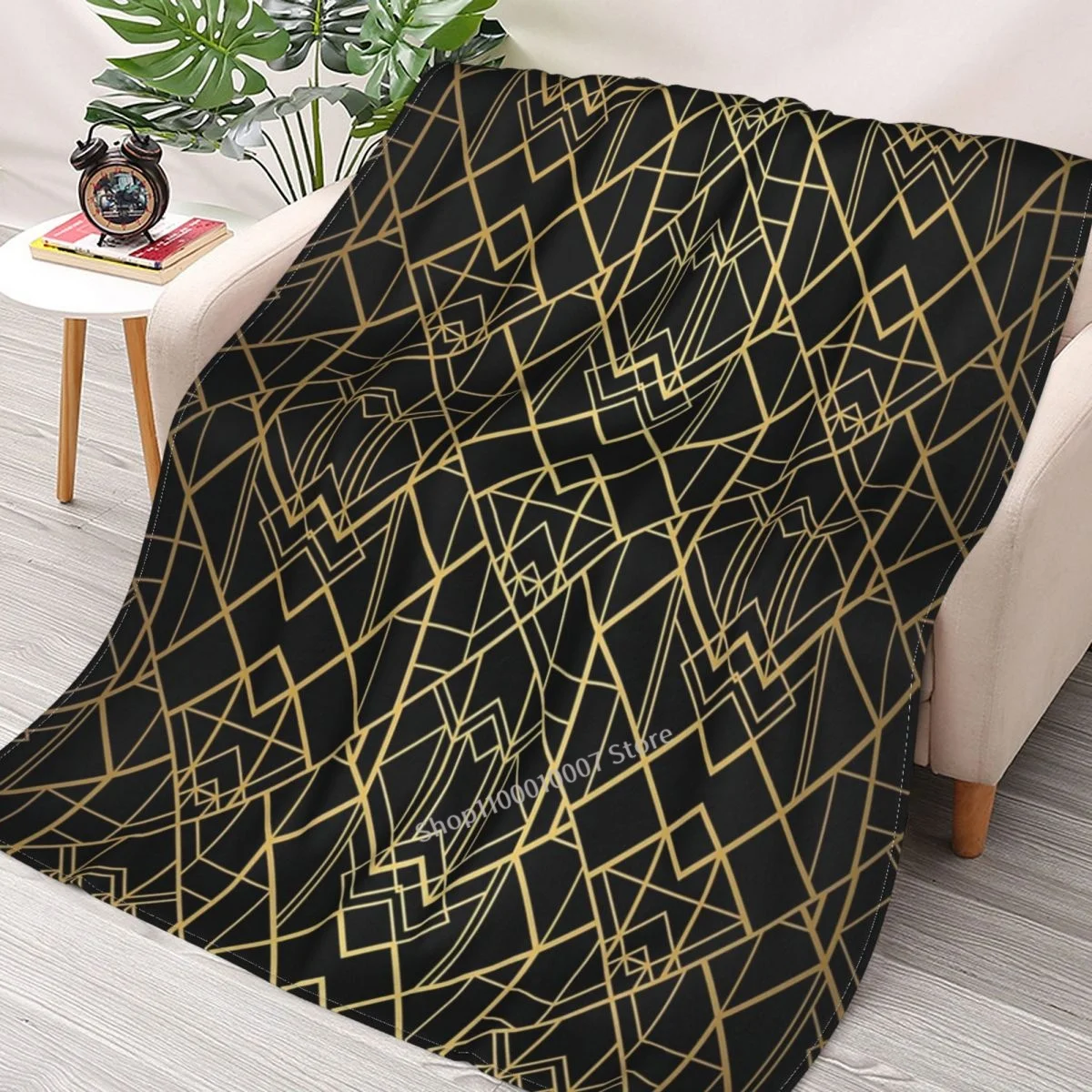 Black And Gold Vintage Faux Foil Art Deco Geometric Diamond Pattern Throw Blanket 3D printed sofa bedroom decorative blanket
Black And Gold Vintage Faux Foil Art Deco Geometric Diamond Pattern Throw Blanket 3D printed sofa bedroom decorative blanket