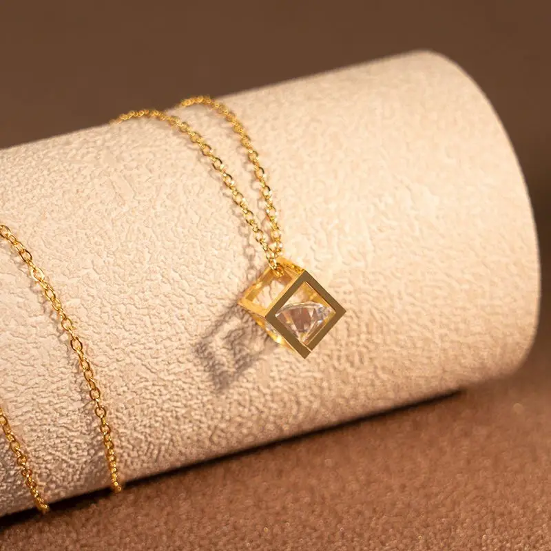 Sweet Zircon Crystal Pendant Necklace For Women Korean Fashion Stainless Steel Clavicle Chain Jewelry Female Wedding Accessories
Sweet Zircon Crystal Pendant Necklace For Women Korean Fashion Stainless Steel Clavicle Chain Jewelry Female Wedding Accessories