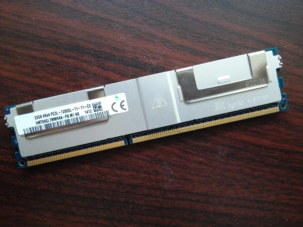 RAM 32G 4RX4 PC3L-12800L server memory 32G DDR3 1600 ECC REG 
RAM 32G 4RX4 PC3L-12800L server memory 32G DDR3 1600 ECC REG
