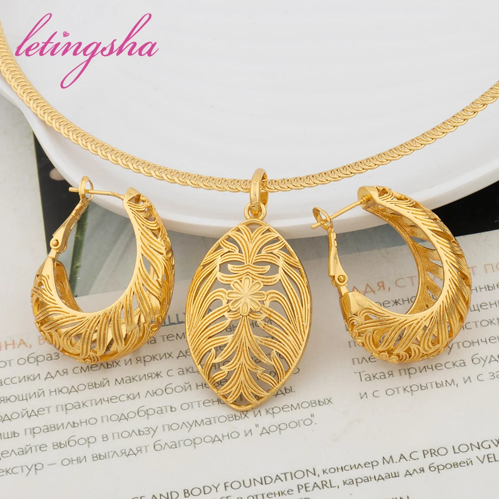 Jewelry Set For Lady Italian 18K Gold Plated Necklace Fashion Luxury Pendant Women Earring Set Trendy Classic Jewelry Party Gift
Jewelry Set For Lady Italian 18K Gold Plated Necklace Fashion Luxury Pendant Women Earring Set Trendy Classic Jewelry Party Gift