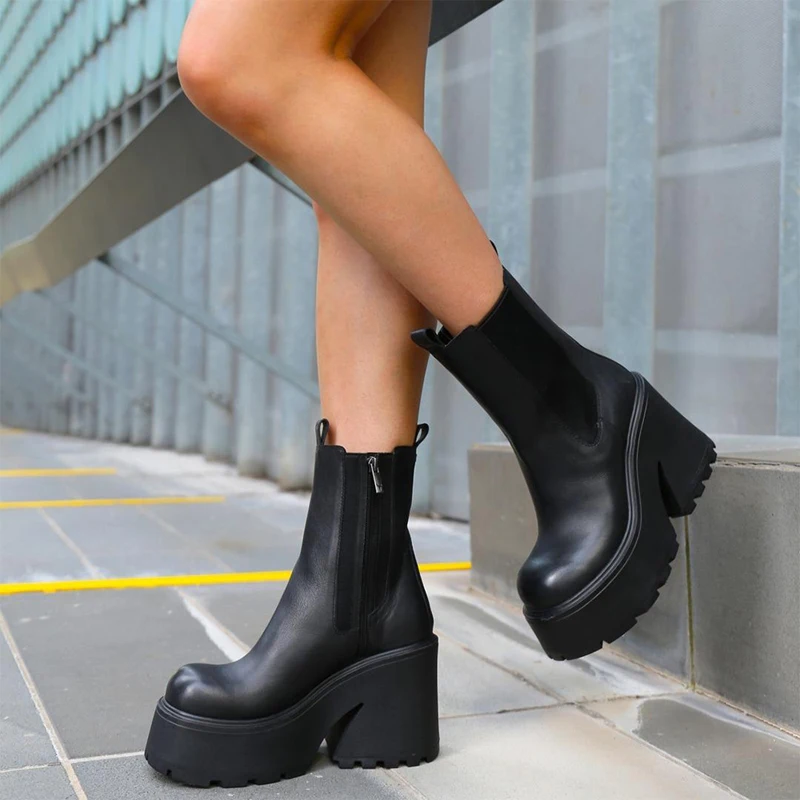 Fang He New2023 Round Head Winter Boots for Women Thick Sole Nightclub Punk Ankle Boots for Women High Heels Platform Shoes
Fang He New2023 Round Head Winter Boots for Women Thick Sole Nightclub Punk Ankle Boots for Women High Heels Platform Shoes