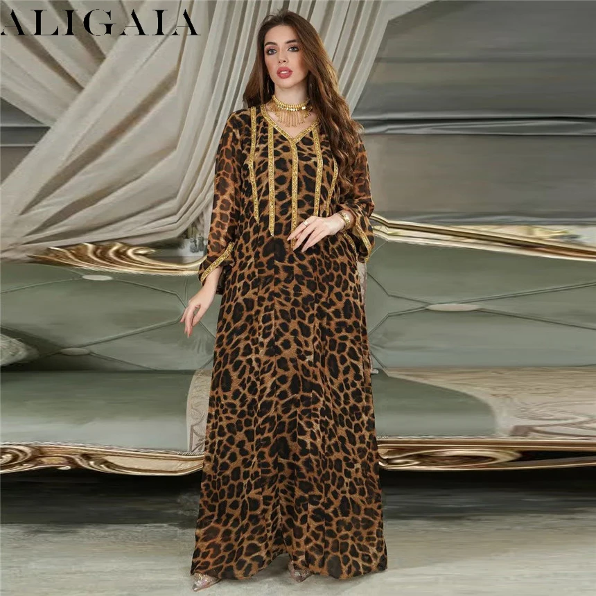 Aligaia Fashion Print Diamonds For Women Leopard Loose Ladies Dress Muslim Jalabiya Ramadan Arab Hight Quality Feminine Clothes
Aligaia Fashion Print Diamonds For Women Leopard Loose Ladies Dress Muslim Jalabiya Ramadan Arab Hight Quality Feminine Clothes