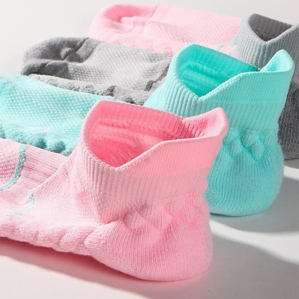 Короткие носки, Хлопковое полотенце, нижние носки, устойчивые к истиранию, поглощающие пот, прочные спортивные баскетбольные короткие носки 
Короткие носки, Хлопковое полотенце, нижние носки, устойчивые к истиранию, поглощающие пот, прочные спортивные баскетбольные короткие носки