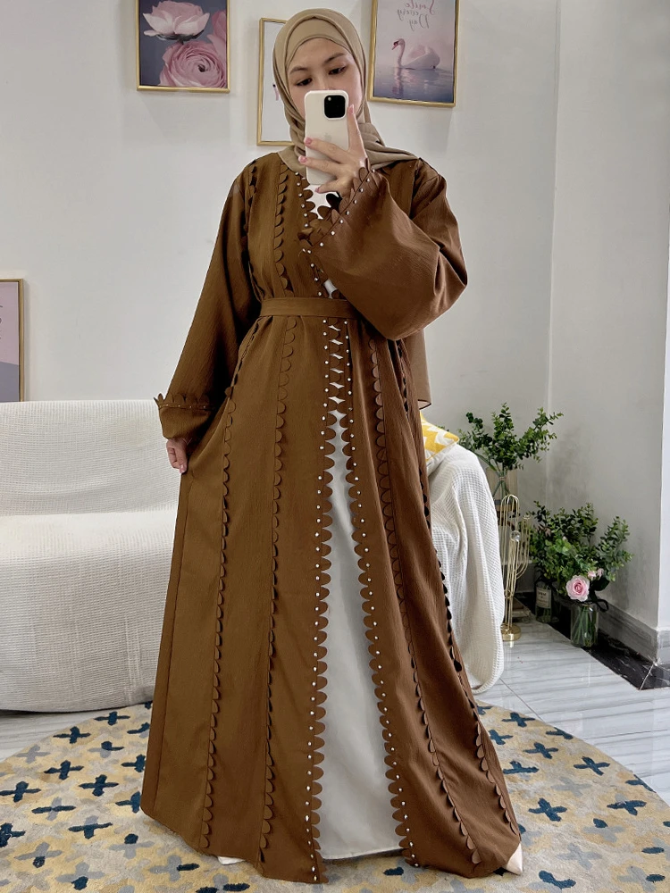 Autumn Muslim Women Dress Abaya Lace-up Diamond Elegant Morocco Kaftan Arabic Abayas India Islamic Jubah Djellab Vestidos 2022 
Autumn Muslim Women Dress Abaya Lace-up Diamond Elegant Morocco Kaftan Arabic Abayas India Islamic Jubah Djellab Vestidos 2022