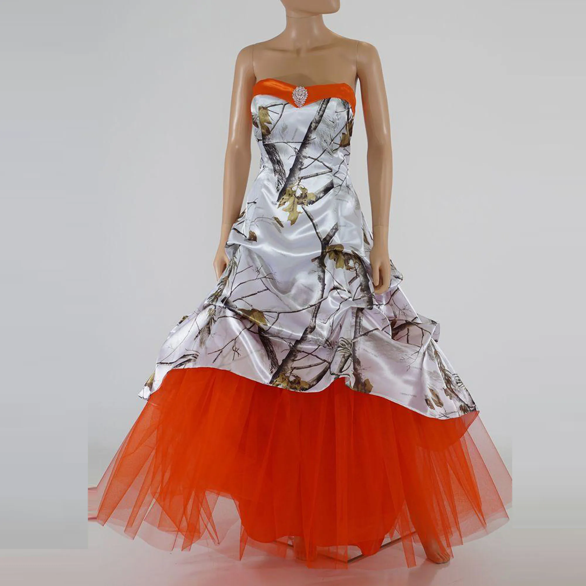 New Orange Skirt Snowwhite Tree Camo Wedding Dresses Lace Up Back Camouflage Bridal Gowns Vestidos De Marriage Floor Length
New Orange Skirt Snowwhite Tree Camo Wedding Dresses Lace Up Back Camouflage Bridal Gowns Vestidos De Marriage Floor Length