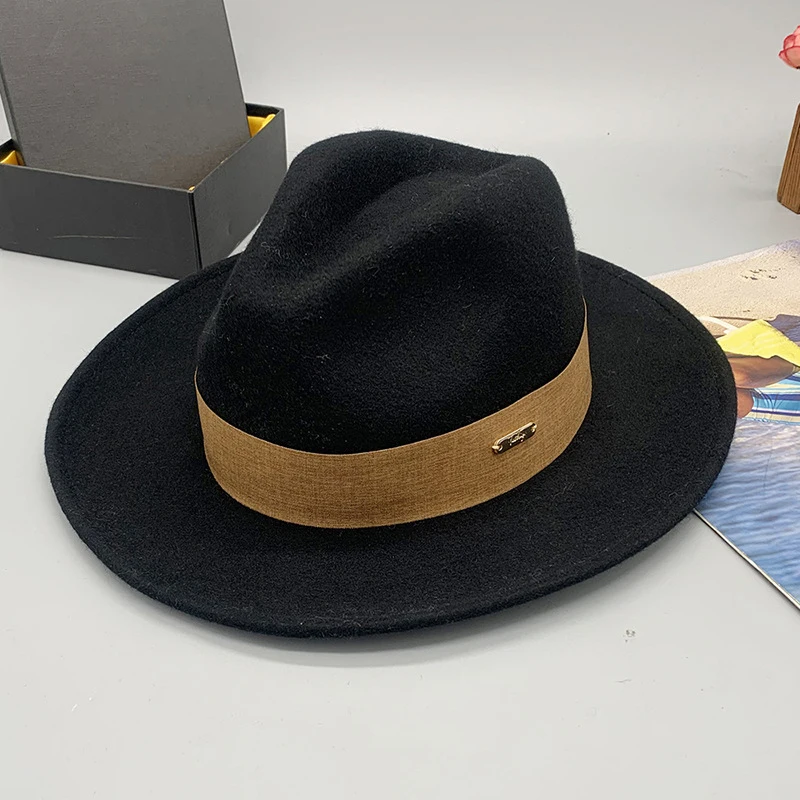 Khaki Wide Brim 7cm Wool Felt Hat Men Women Jazz Hat Autumn Winter Trilby Formal Panama Cap Wedding Church Bowler Cap NZ213
Khaki Wide Brim 7cm Wool Felt Hat Men Women Jazz Hat Autumn Winter Trilby Formal Panama Cap Wedding Church Bowler Cap NZ213