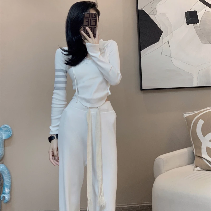 New Spring Knitted Women's Tracksuit Long Sleeve Hooded Pullover Sweater + Split Wide Leg Pants Sets Two Piece Outfit Sports
New Spring Knitted Women's Tracksuit Long Sleeve Hooded Pullover Sweater + Split Wide Leg Pants Sets Two Piece Outfit Sports