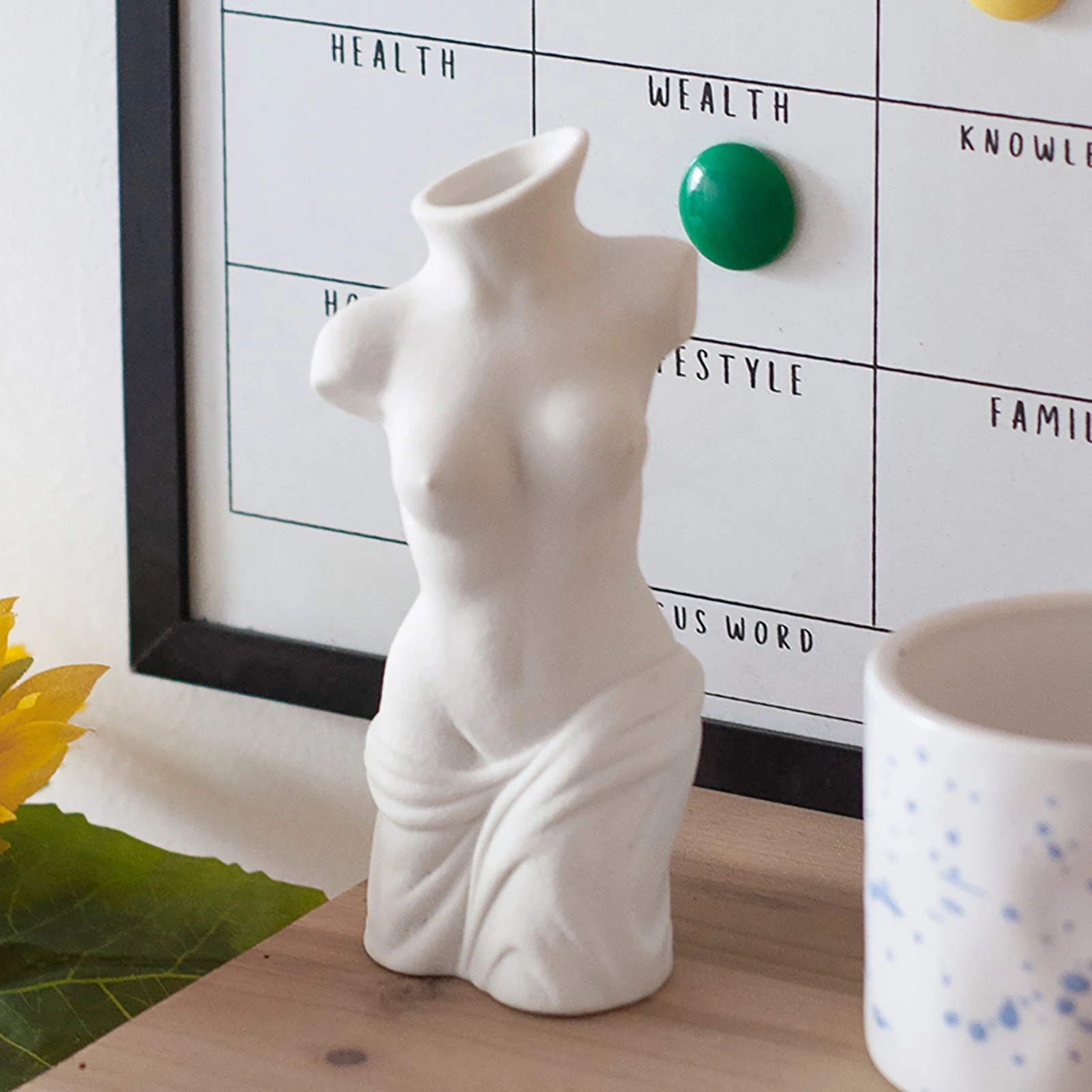 Ceramic Bud Vase Decorative Female Body Vase Home Decor Unique Mini Body Vase Female Form For Centerpieces White Flower Bud Vase
Ceramic Bud Vase Decorative Female Body Vase Home Decor Unique Mini Body Vase Female Form For Centerpieces White Flower Bud Vase