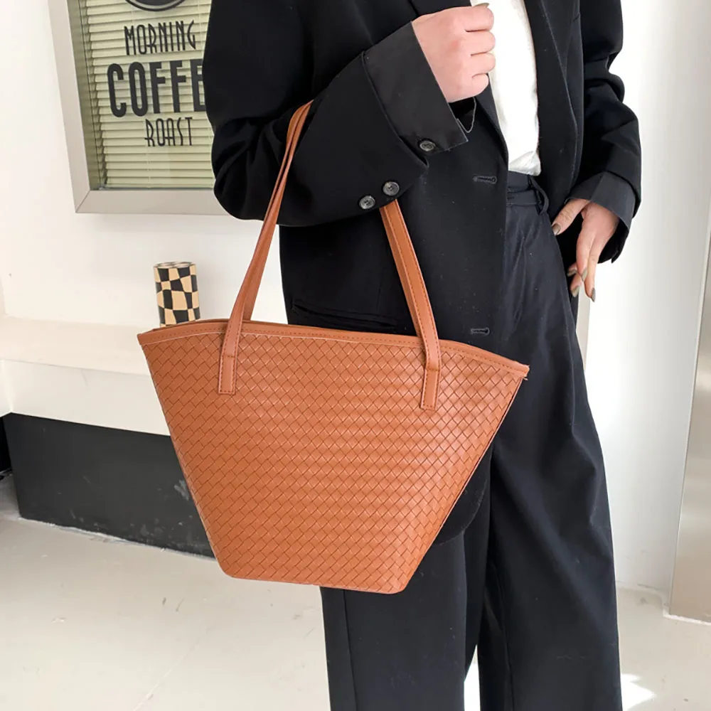 Summer Beach Tote Bag Waterproof PU Leather Shopping Tote Bag Large Capacity Knitted Handbags For Women
Summer Beach Tote Bag Waterproof PU Leather Shopping Tote Bag Large Capacity Knitted Handbags For Women