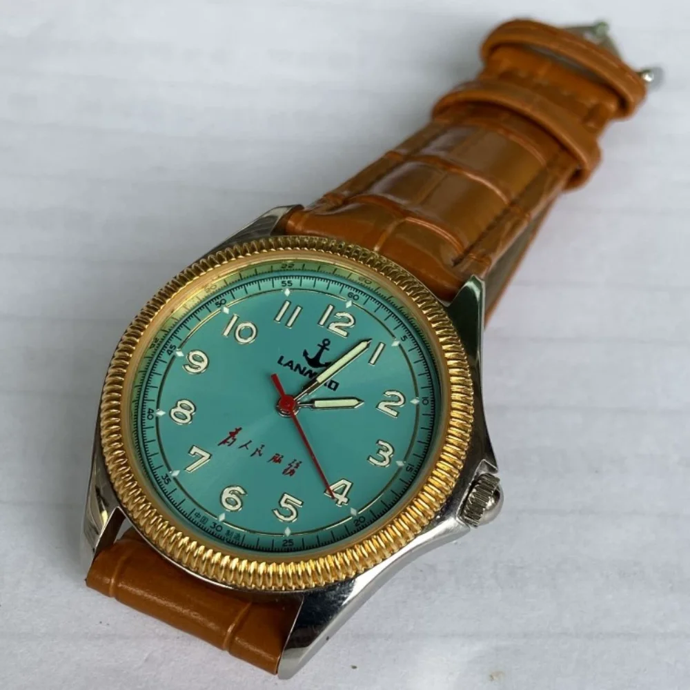 Мужские механические часы в стиле ретро, 36 мм 
Мужские механические часы в стиле ретро, 36 мм