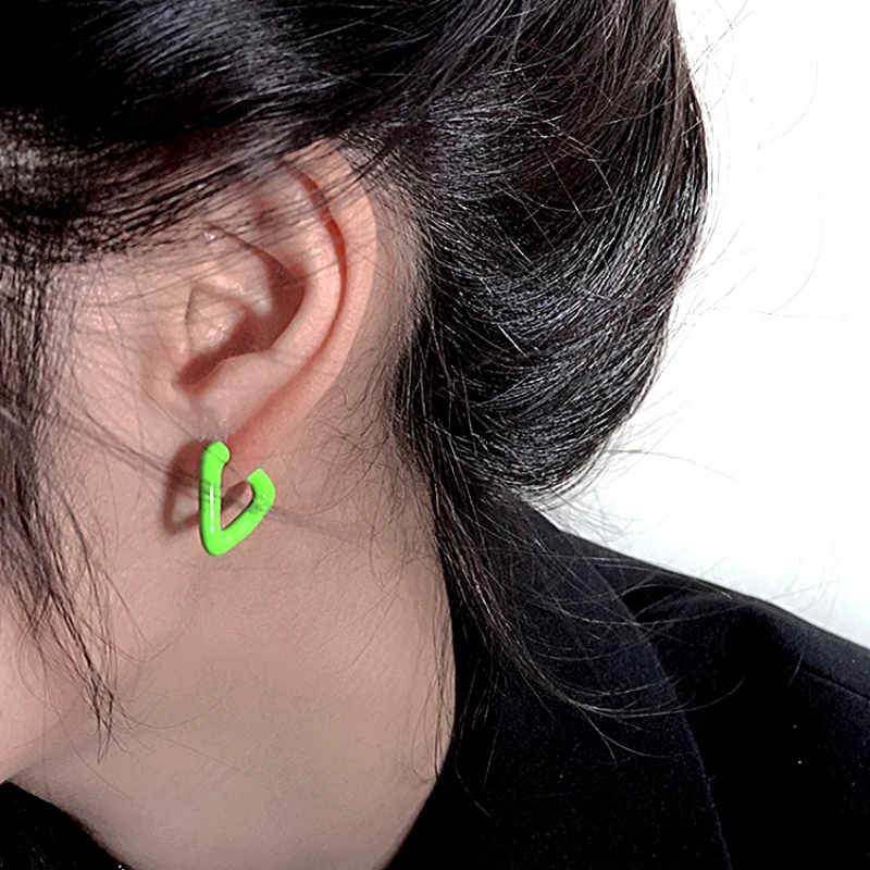 Yyds Drip Glazed Triangle Earrings Women's Niche Design Simple Earrings New Fashion Earrings
Yyds Drip Glazed Triangle Earrings Women's Niche Design Simple Earrings New Fashion Earrings