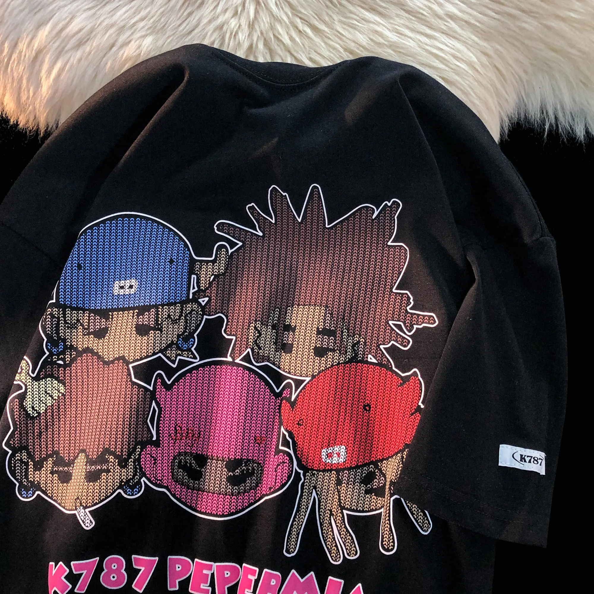 Cotton Cartoon Hip-hop Short-sleeved T-shirt Men and Women Street Fashion Couple Wear Loose Tops Streetwear Harajuku Shirt
Cotton Cartoon Hip-hop Short-sleeved T-shirt Men and Women Street Fashion Couple Wear Loose Tops Streetwear Harajuku Shirt