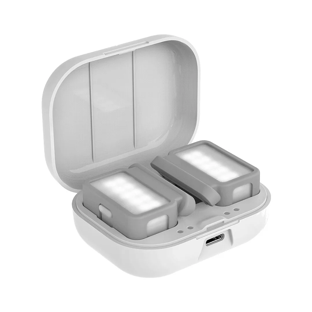 Pohiks 1pc Multi-functional Two-way Fill Light Portable Mini Photography Fill-in Lights Photographic Lighting With Charging Box
Pohiks 1pc Multi-functional Two-way Fill Light Portable Mini Photography Fill-in Lights Photographic Lighting With Charging Box