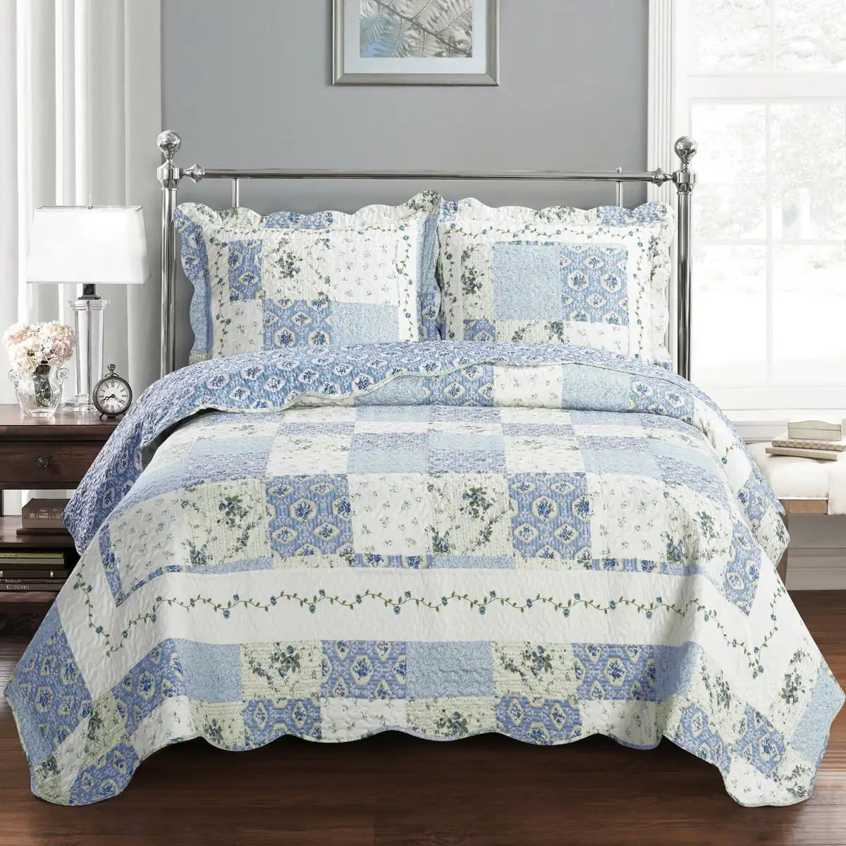 Brea Oversize Coverlet Floral Patchwork Print Soft and Wrinkle-Free Quilted Coverlet Set Full/Queen
Brea Oversize Coverlet Floral Patchwork Print Soft and Wrinkle-Free Quilted Coverlet Set Full/Queen