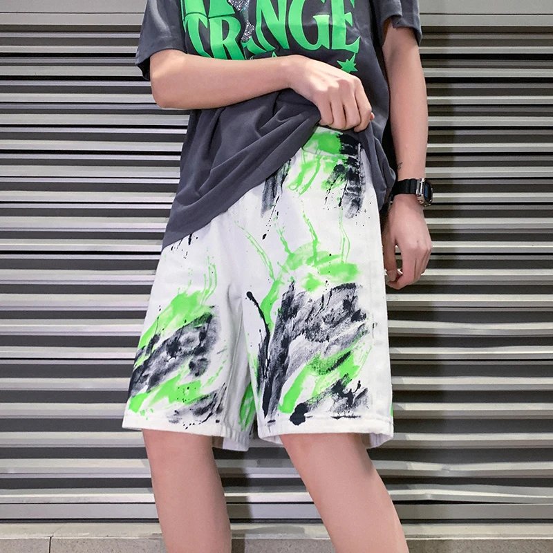 TFETTERS Short Jeans Men 2022 Summer Fashion New Denim Shorts Men Hip-hop Hand-painted Graffiti Casual Short Pants Men Clothing
TFETTERS Short Jeans Men 2022 Summer Fashion New Denim Shorts Men Hip-hop Hand-painted Graffiti Casual Short Pants Men Clothing