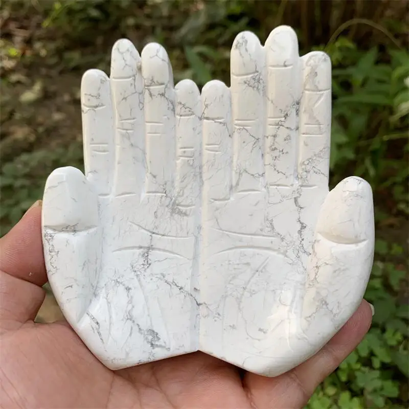 

Natural Howlite Hand Carving Carved Healing Crystals Ornaments Opal Crystals For Home Decoration