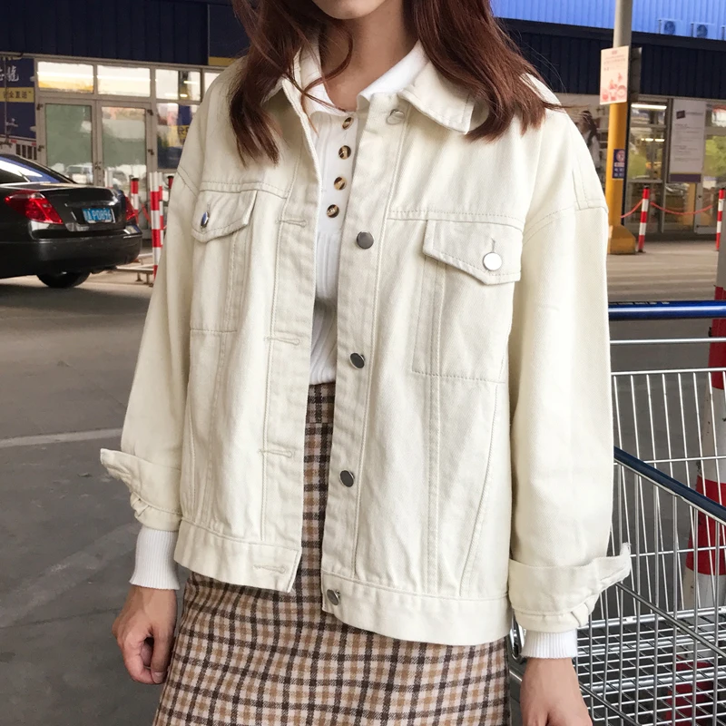 White Denim Jacket Women's Autumn 2022 Coat New Fashion Single-Breasted Tops Loose Wild Student Lapel Street Jeans Outwear Femal
White Denim Jacket Women's Autumn 2022 Coat New Fashion Single-Breasted Tops Loose Wild Student Lapel Street Jeans Outwear Femal