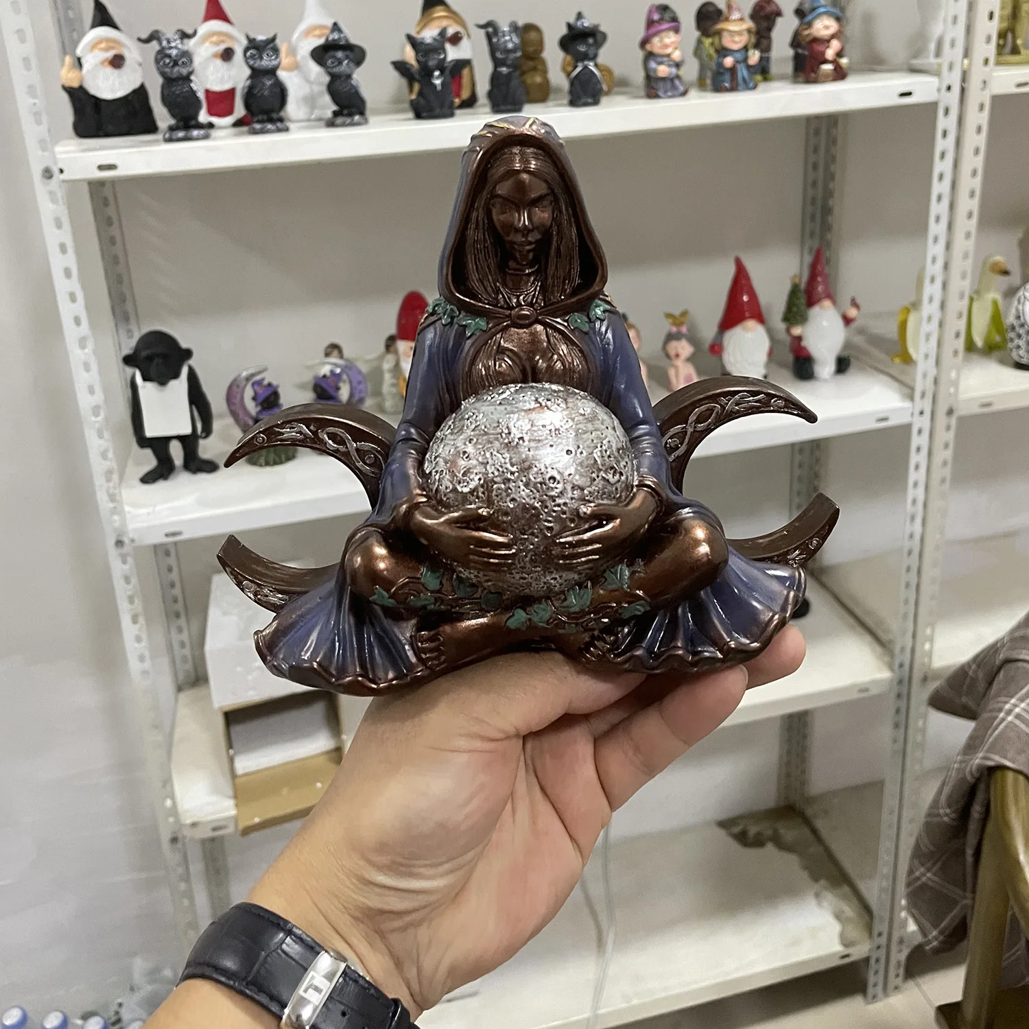 Statue Mother Earth Art Statue Resin Figurine for Home and Garden Decor Nature Resin Figurine Suit Witchy Room Room Altar Decor
Statue Mother Earth Art Statue Resin Figurine for Home and Garden Decor Nature Resin Figurine Suit Witchy Room Room Altar Decor