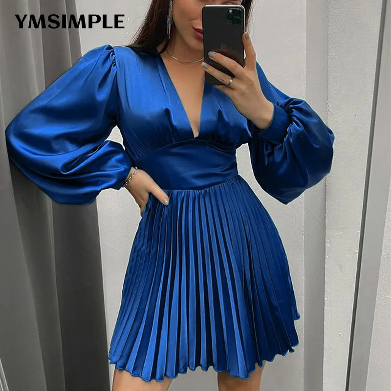 Fashion Women 2022 Spring Summer V-neck Long Sleeve High Waist Tunics A-line Party Dresses Female Casual Folds Mini Office Dress 
Fashion Women 2022 Spring Summer V-neck Long Sleeve High Waist Tunics A-line Party Dresses Female Casual Folds Mini Office Dress