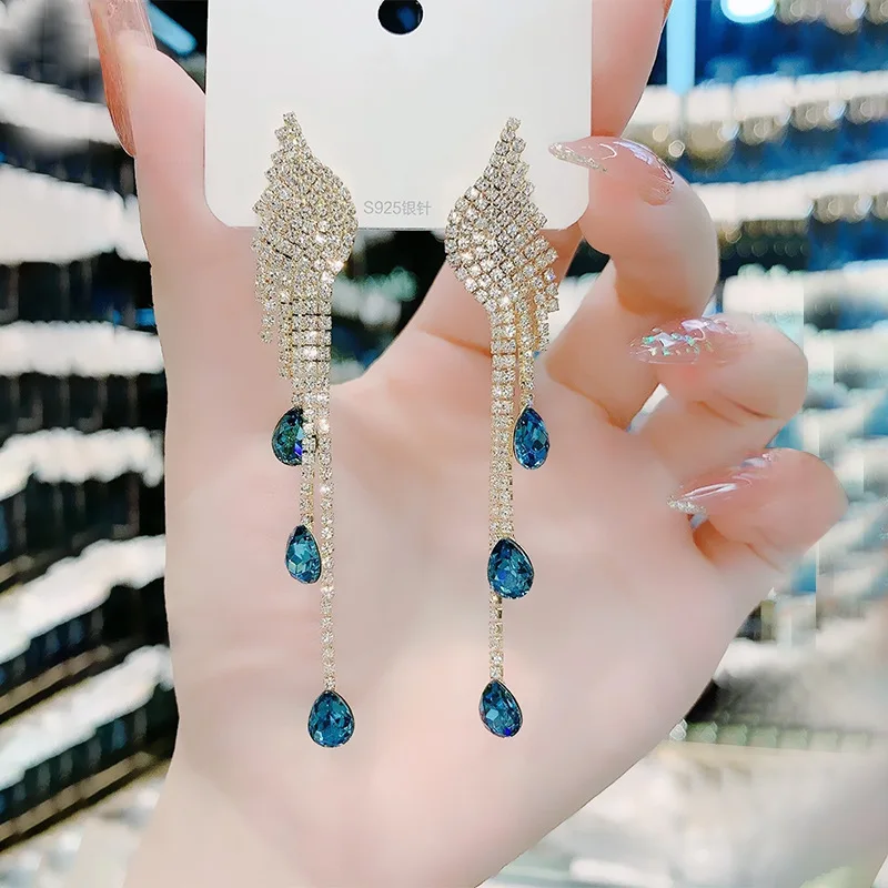 Luxury Crystal Rhinestone Tassel Dangle Earrings For Women Exquisite Zircon Personality Fashion Earrings Wedding Jewelry Gifts
Luxury Crystal Rhinestone Tassel Dangle Earrings For Women Exquisite Zircon Personality Fashion Earrings Wedding Jewelry Gifts