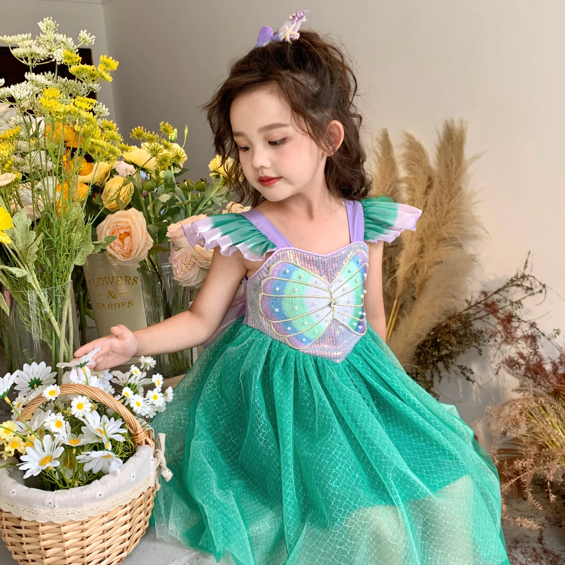 Крутое платье русалки Little Bean для девочки, с коротким рукавом, фиолетовая сетчатая Одежда для Хэллоуина, детский праздничный наряд в подарок ...
Крутое платье русалки Little Bean для девочки, с коротким рукавом, фиолетовая сетчатая Одежда для Хэллоуина, детский праздничный наряд в подарок ...