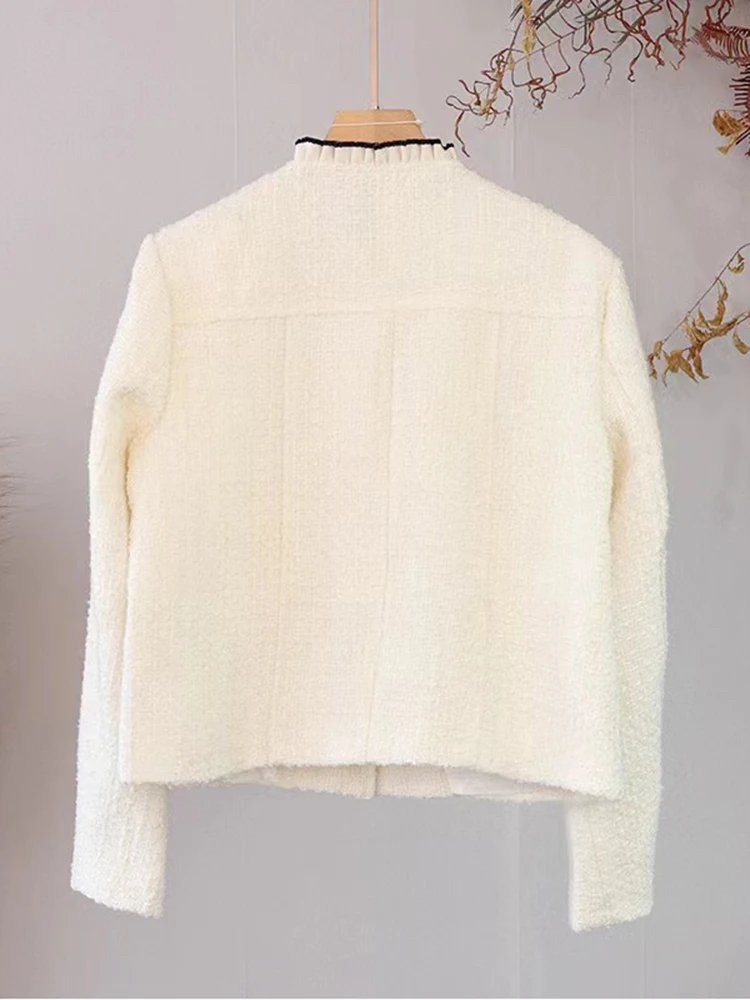 Женская осенне-зимняя короткая однобортная водолазка 
Женская осенне-зимняя короткая однобортная водолазка