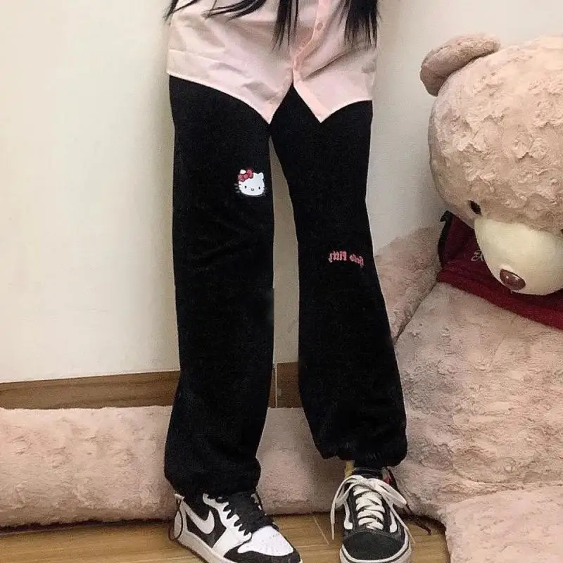 Kawaii Sanrio Hellokitty Loose High Waisted Sweatpants Sports Casual and Autumn and Winter Thicked Pants Women's Corset Pants
Kawaii Sanrio Hellokitty Loose High Waisted Sweatpants Sports Casual and Autumn and Winter Thicked Pants Women's Corset Pants
