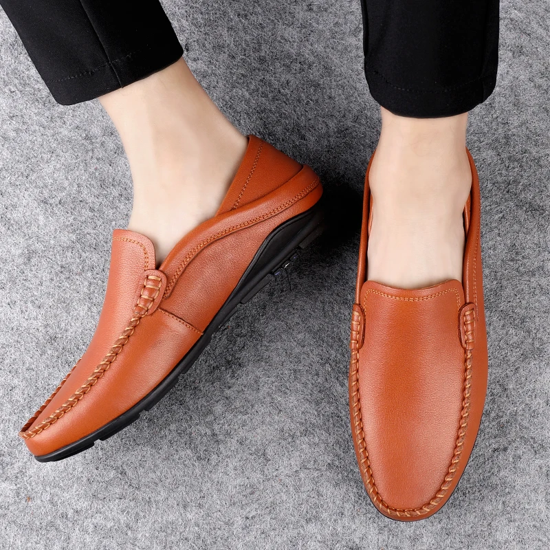 Мужские кожаные туфли ручной работы, повседневные лоферы из спилка, удобная прогулочная обувь, плоская подошва, мокасины
Мужские кожаные туфли ручной работы, повседневные лоферы из спилка, удобная прогулочная обувь, плоская подошва, мокасины