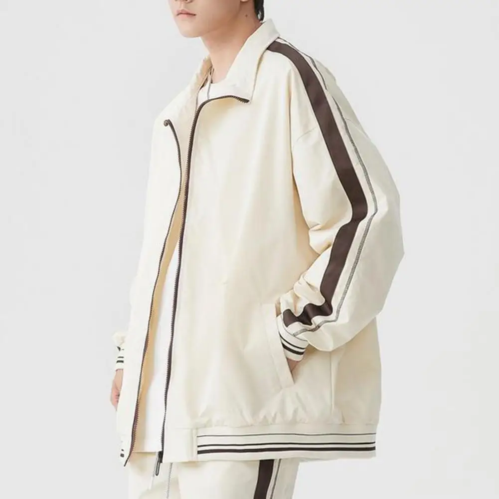 Куртка с воротником-стойкой, винтажный пиджак с отложным воротником и рукавами с резьбой, стильное пальто в стиле ретро с полосками и шитьем для возраста 
Куртка с воротником-стойкой, винтажный пиджак с отложным воротником и рукавами с резьбой, стильное пальто в стиле ретро с полосками и шитьем для возраста