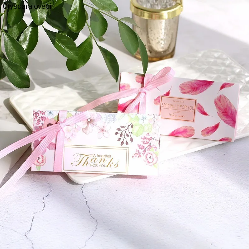 100pcs Triangle Paper Candy Box Wedding Favors and Gift Boxes Baby Shower Gifts Bag Birthday Party Decoration Christmas Supplies
100pcs Triangle Paper Candy Box Wedding Favors and Gift Boxes Baby Shower Gifts Bag Birthday Party Decoration Christmas Supplies