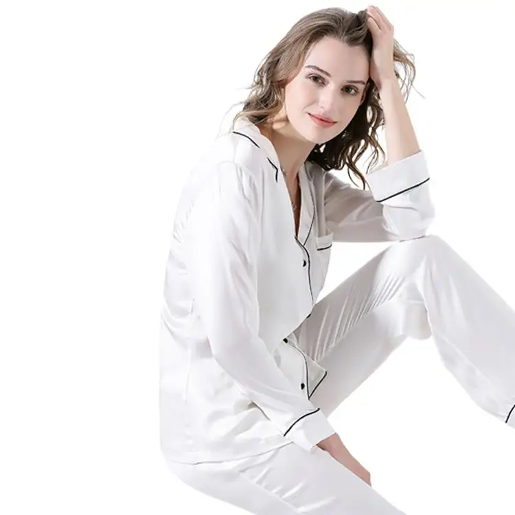Elegant Wedding Lapel 2 Pieces Bride Bath Suits With Pocket Ladies Satin 100% Silk Chemise Nightgown
Elegant Wedding Lapel 2 Pieces Bride Bath Suits With Pocket Ladies Satin 100% Silk Chemise Nightgown