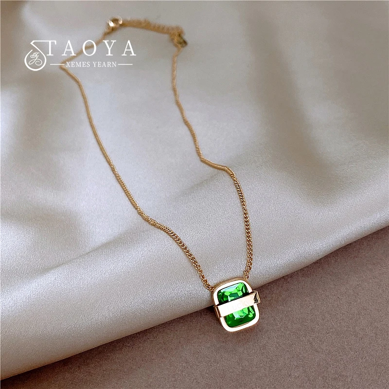 Ожерелье из нержавеющей стали с зеленым квадратным Цирконом и надписью на удачу, 2022
Ожерелье из нержавеющей стали с зеленым квадратным Цирконом и надписью на удачу, 2022